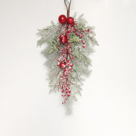 28" BALL BERRY HOLLY TWIG TEARDROP