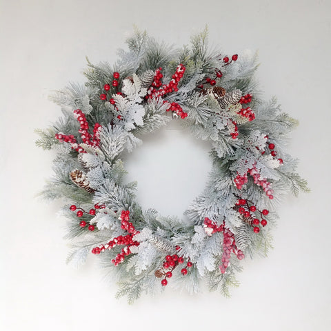 30" SNOW BERRY PINE WREATH