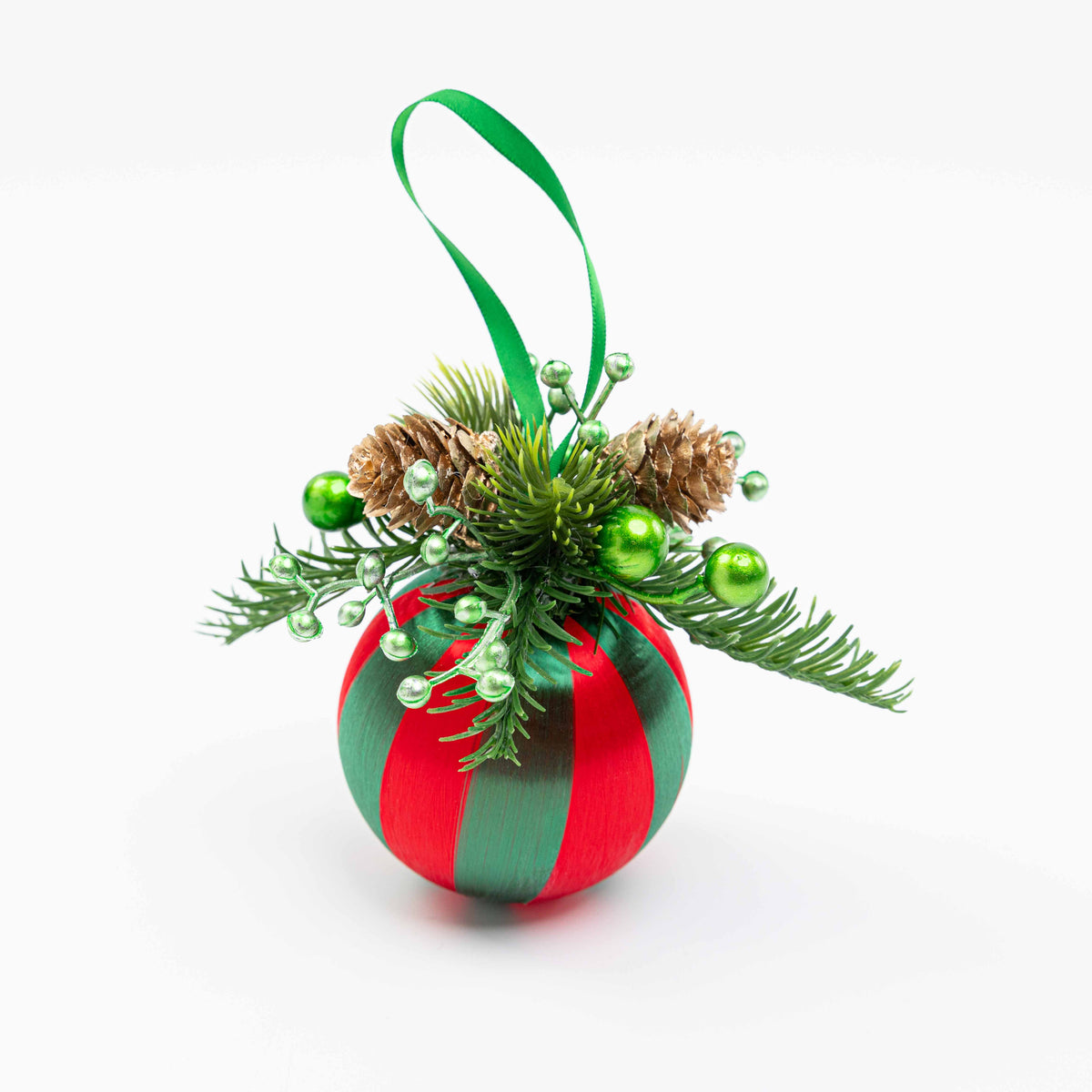 6"W X 5"H PINE PINECONE BERRY KISSING BALL