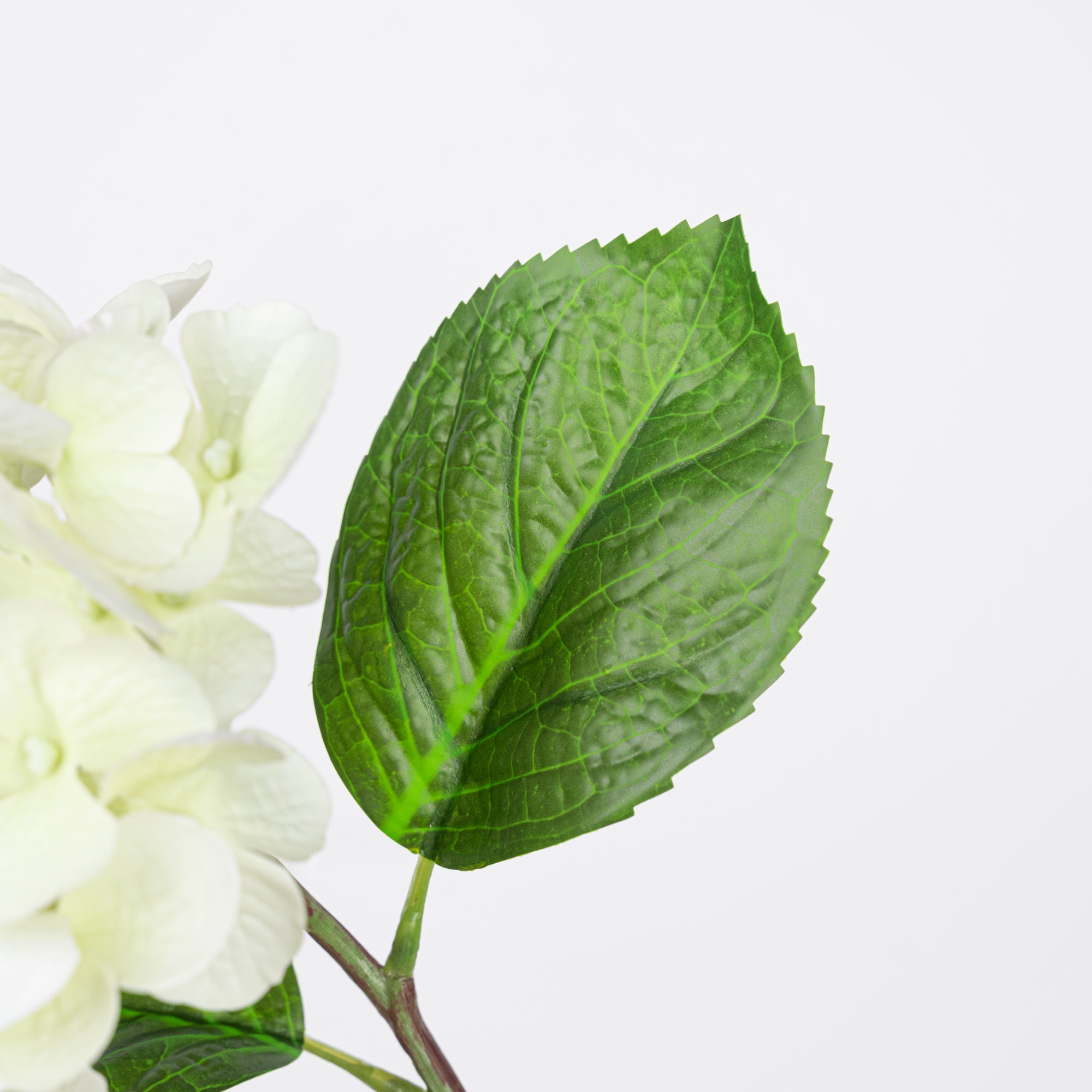 15.5" REAL TOUCH HYDRANGEA STEM