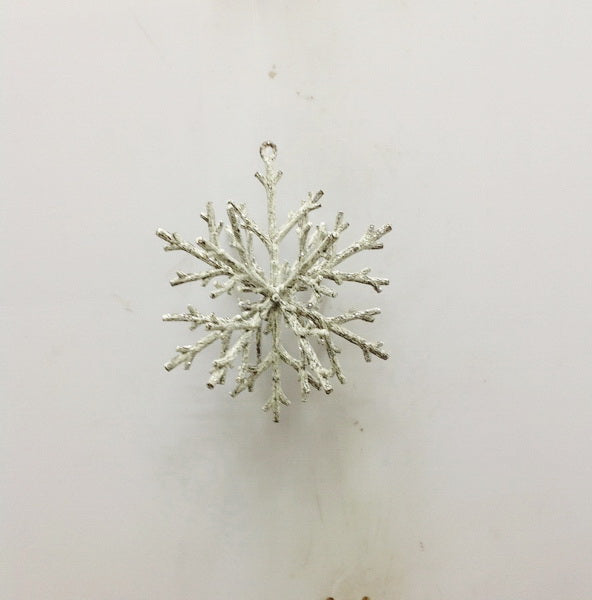 8" FROSTED 3-D SNOWFLAKE ORNAMENT