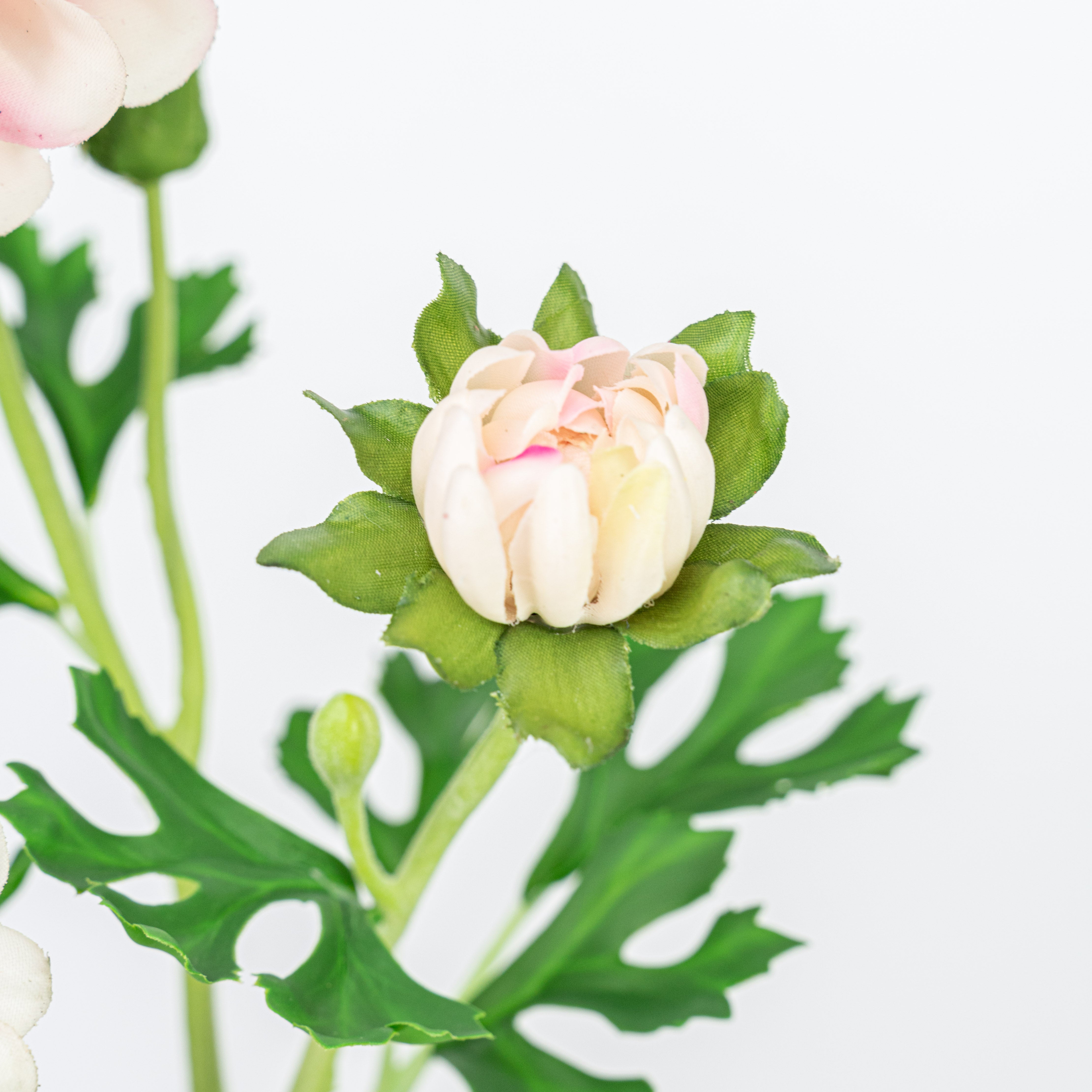 20" REAL TOUCH MUM SPRAY