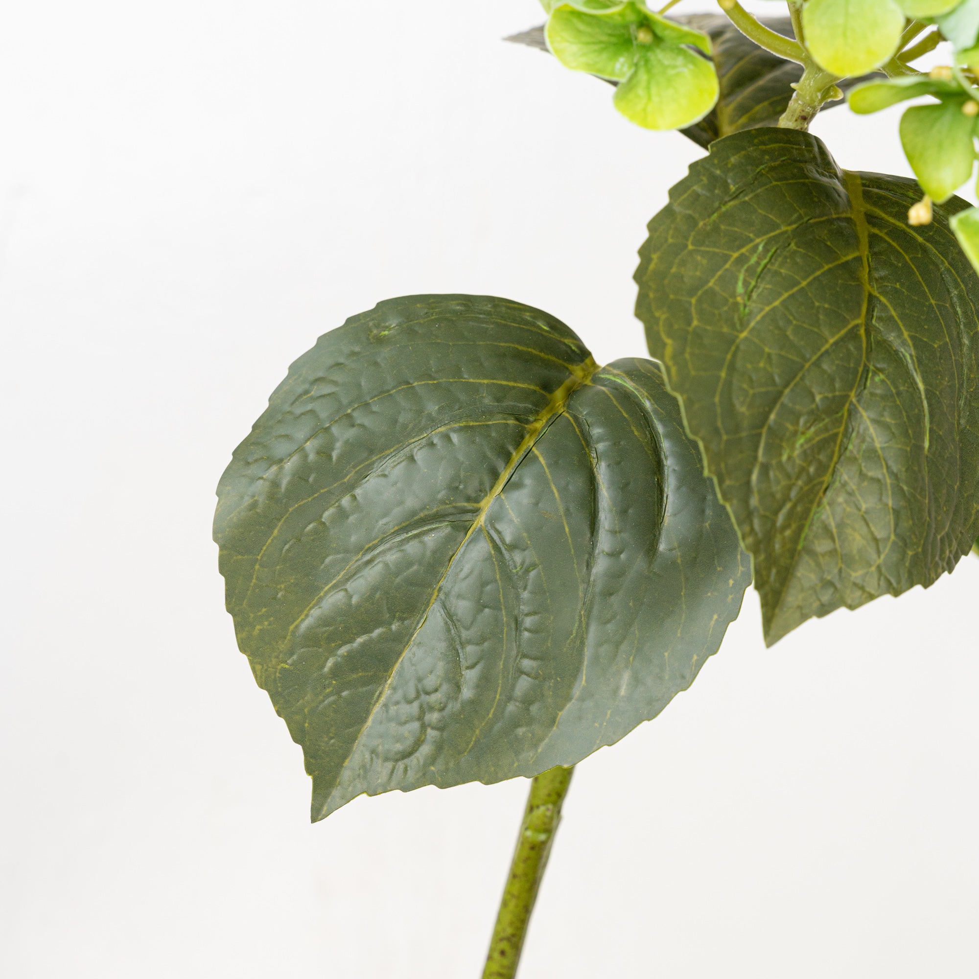 24" REAL TOUCH HYDRANGEA STEM