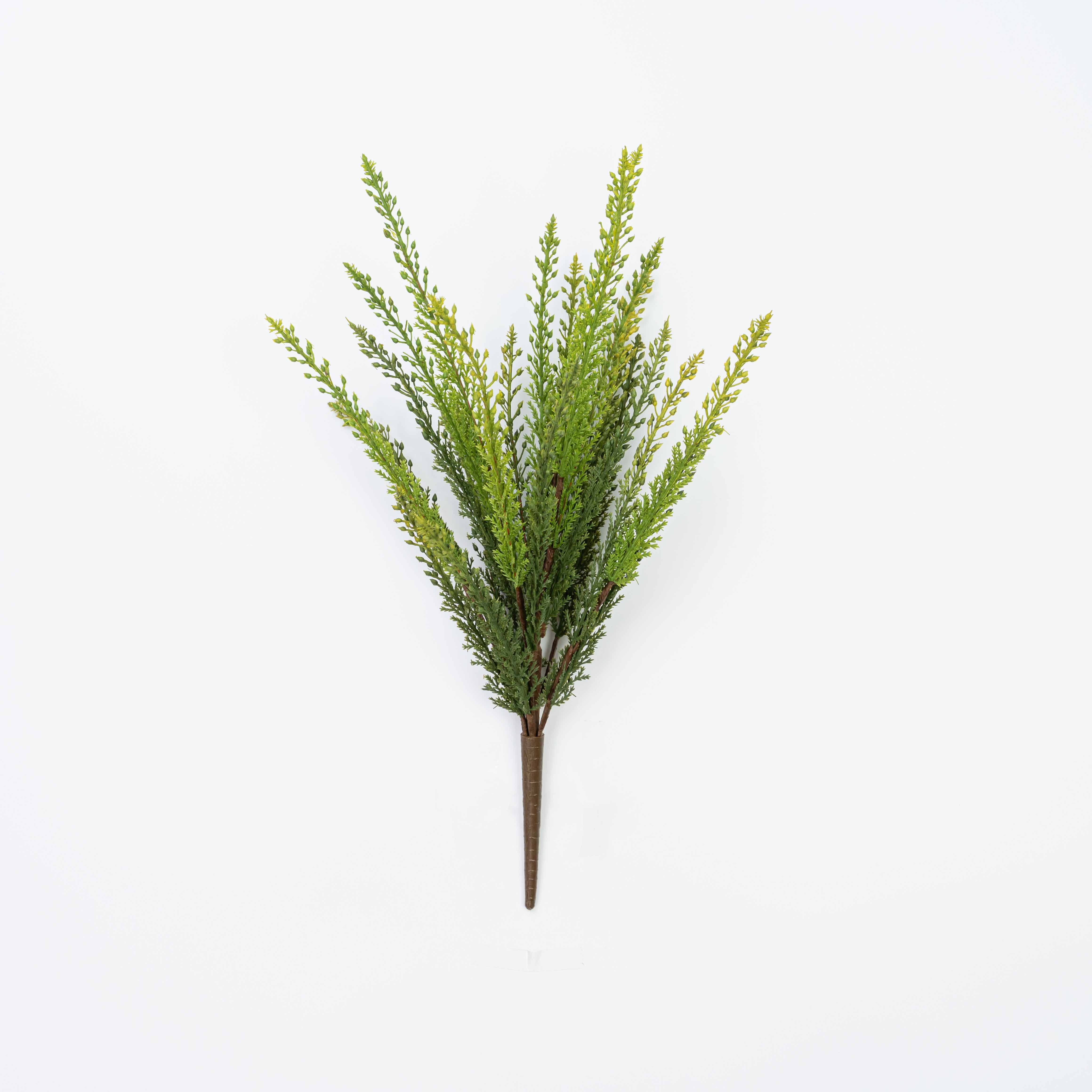 18" SOFT TOUCH CEDAR BUSH