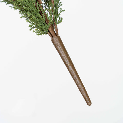 18" SOFT TOUCH CEDAR BUSH