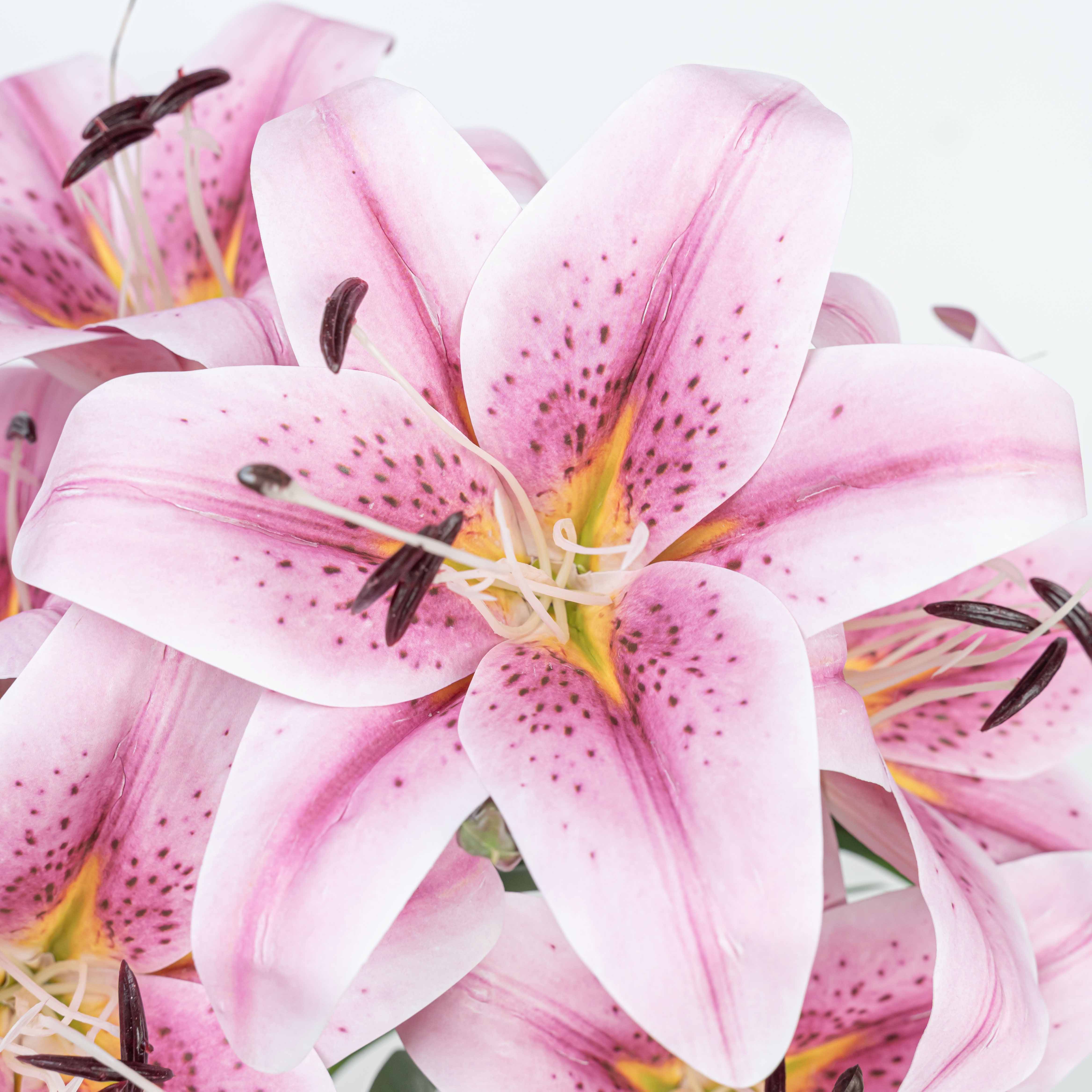 22" LILY BUSH WITH 9 HEADS